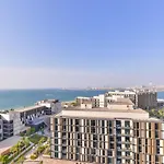 Posh 2 Bedroom Oceanfront Apt In The Heart Of Bluewaters Island
