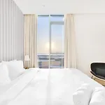 Posh 2 Bedroom Oceanfront Apt In The Heart Of Bluewaters Island