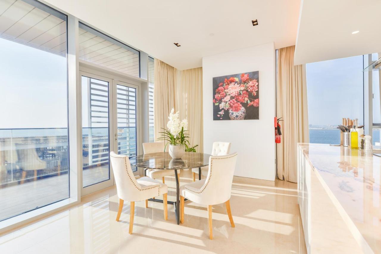 Posh 2 Bedroom Oceanfront In The Heart Of Bluewaters Island
