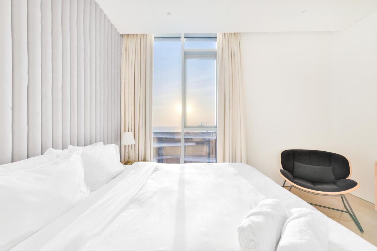 Apartment Posh 2 Bedroom Oceanfront In The Heart Of Bluewaters Island Dubai