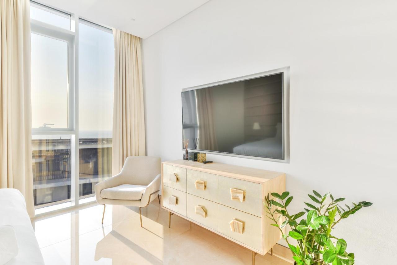Posh 2 Bedroom Oceanfront In The Heart Of Bluewaters Island Dubai