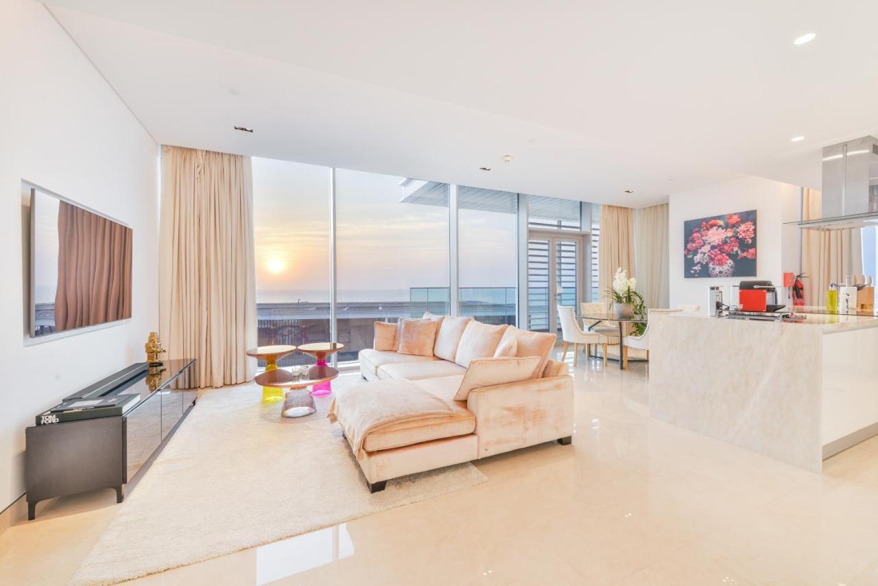 Apartment Posh 2 Bedroom Oceanfront In The Heart Of Bluewaters Island