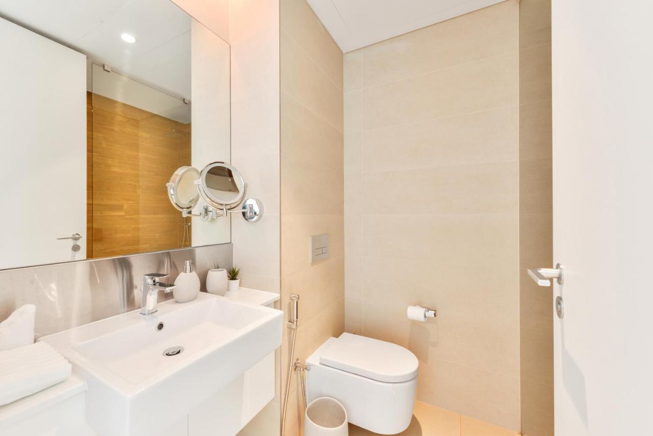 Posh 2 Bedroom Oceanfront In The Heart Of Bluewaters Island Dubai